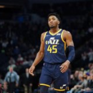 NBA常规赛视频直播：爵士VS湖人 詹眉能否送爵士