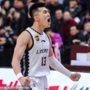 CBA季前赛青岛站开票 郭艾伦PK赵泰隆师弟CBA首秀