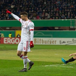 小米游戏本评测：商务外观+强悍性能，重新定义游戏本设计理念